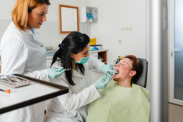 Best Tooth Infection Emergency Dentist  in Dennison, OH